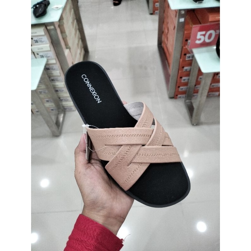 Connexion sandal teplek wanita