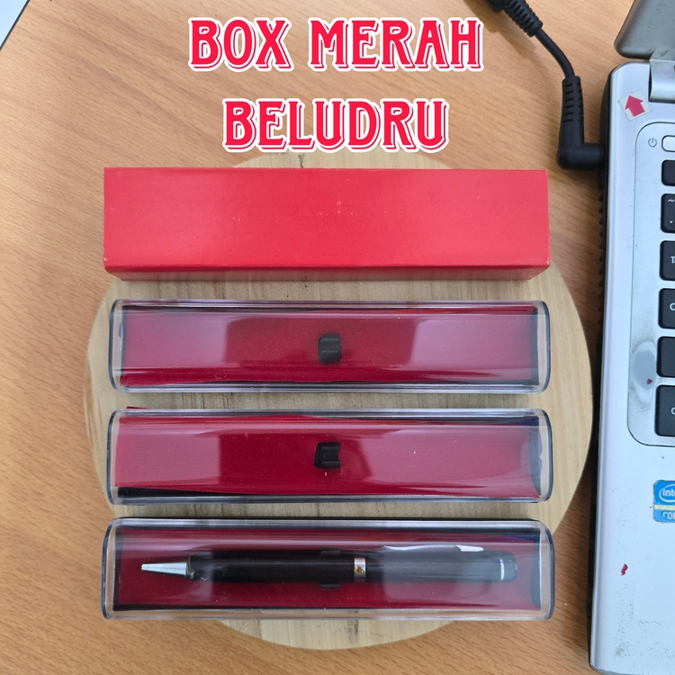 

Box Pen Merah Besar