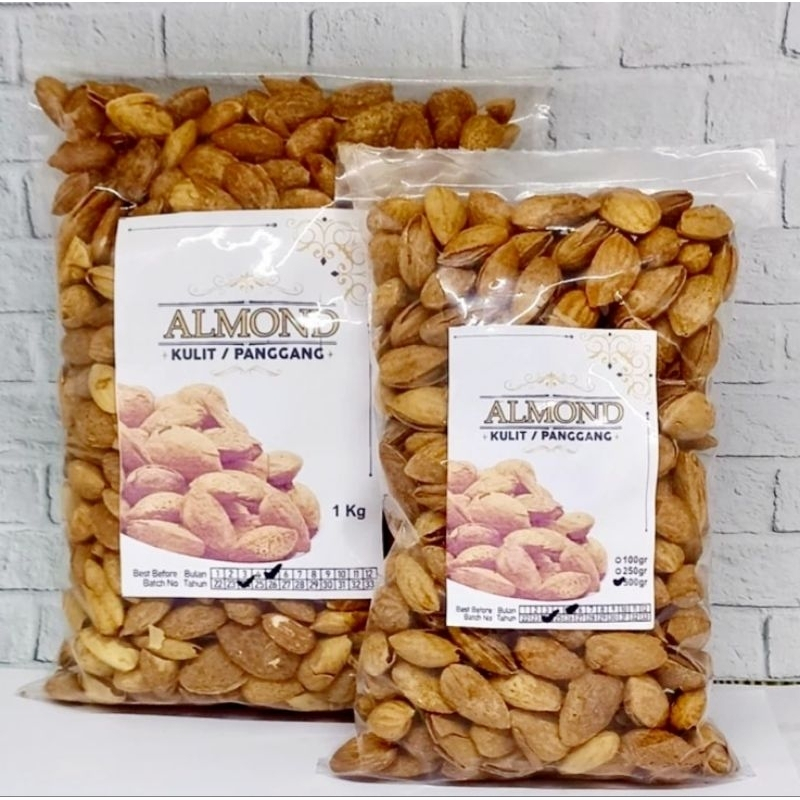 

Kacang Almond/Almond Kulit Panggang 1kg Oleh2 Haji & Umroh