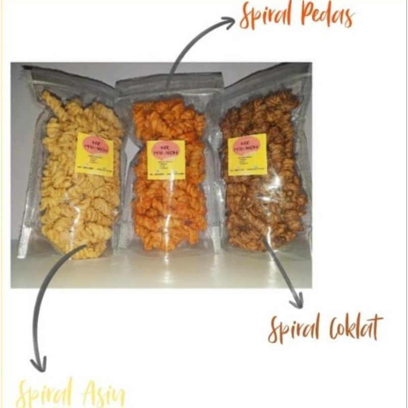 

Ngemakaroni Spiral / Makaroni Spiral 75gr / Pedas / Asin / Coklat / Camilan