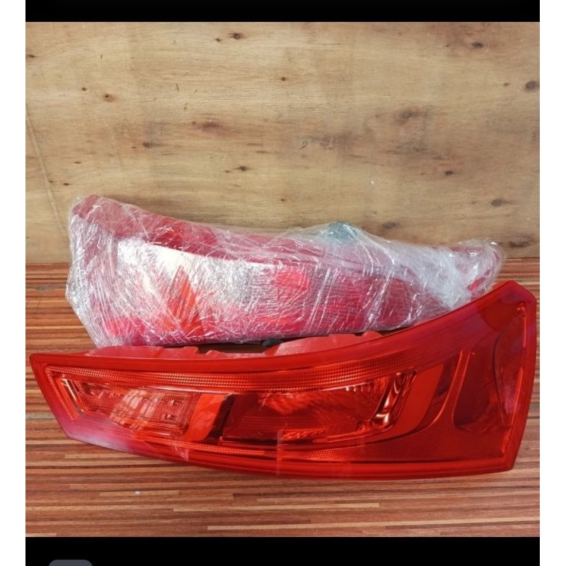 stoplamp lampu belakang wuling almaz