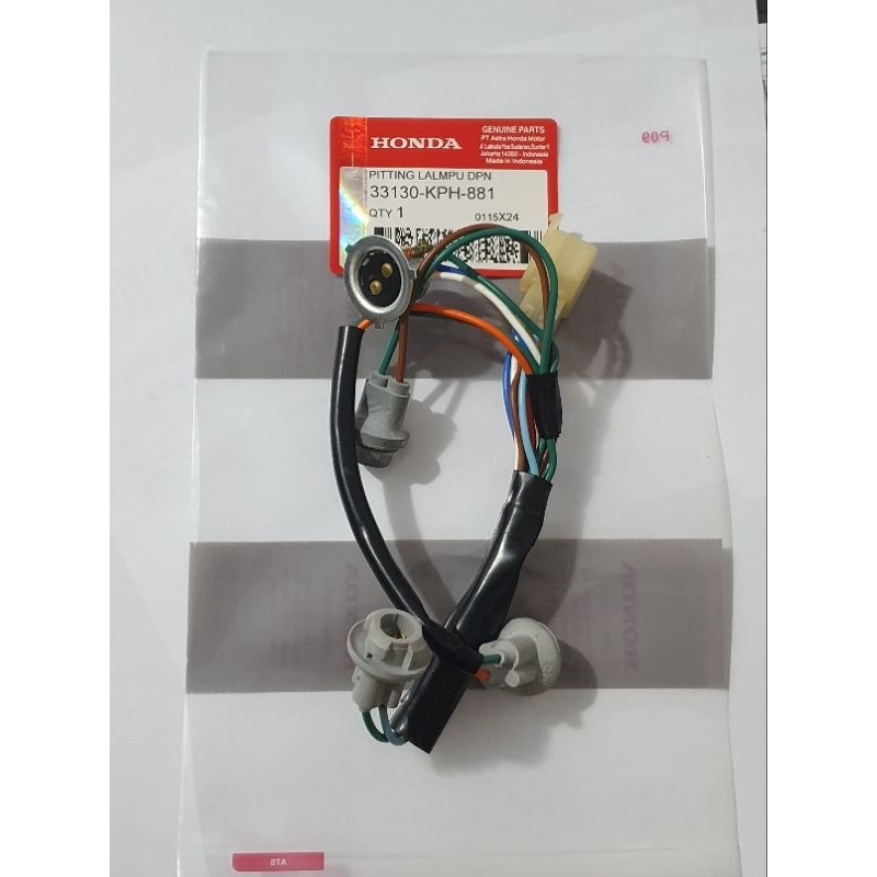 FITING PITING LAMPU DEPAN KARISMA 33130-KPH-881