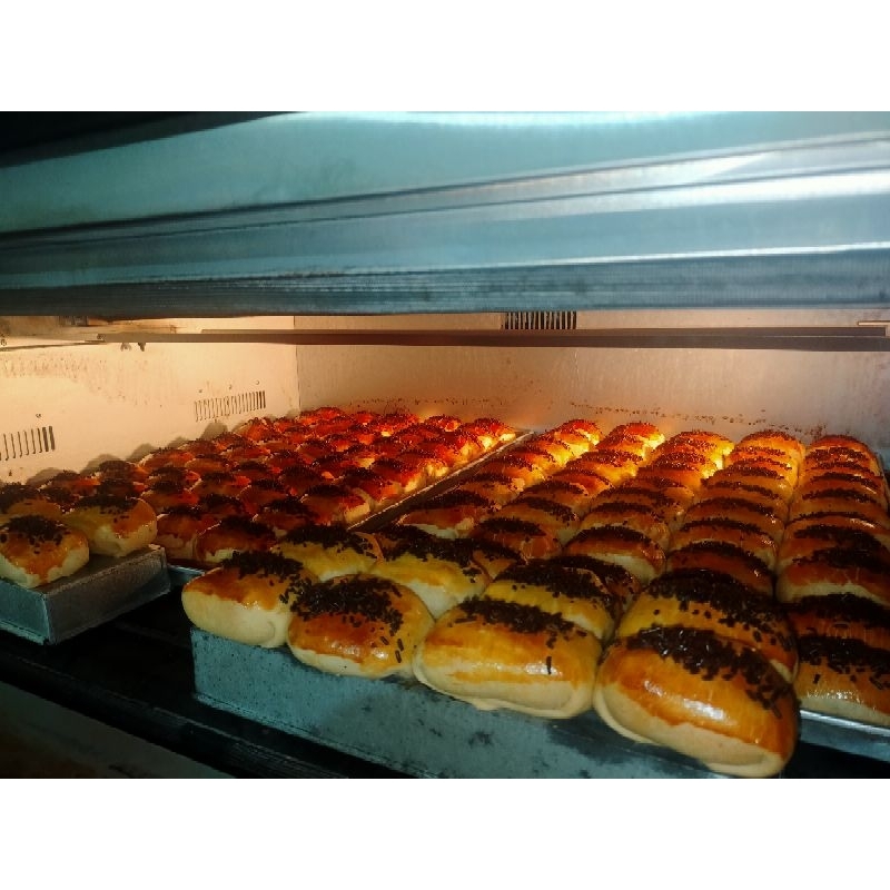 

Bolen Coklat Keju Fatih Bakery