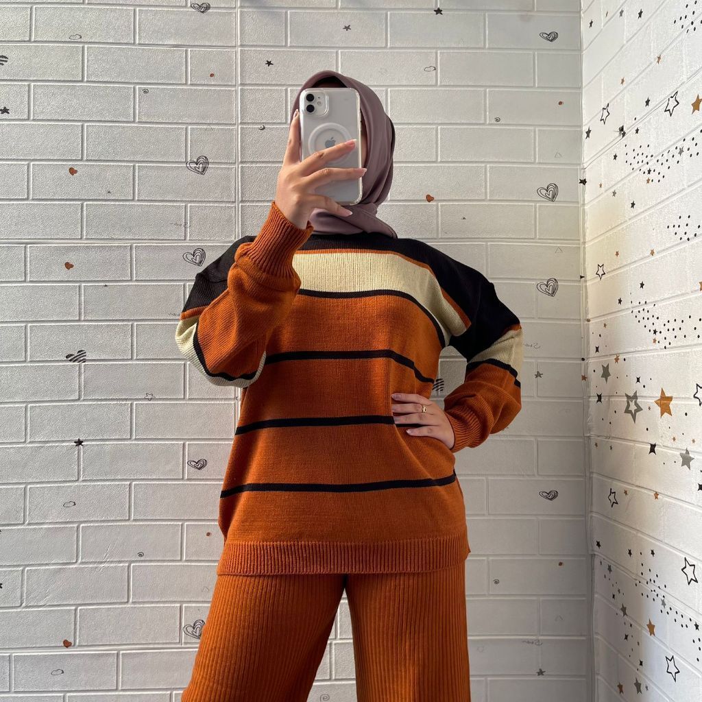 ONESET AMANDA ATASAN SETELAN CELANA KULOT RAJUT PREMIUM