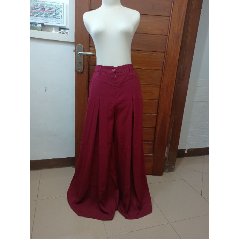 RPELOVED CELANA KULOT BY DAUKY