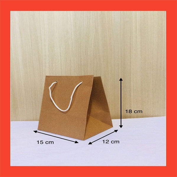 

Paperbag donat polos coklat size 15 x12x18 (PxLxT)