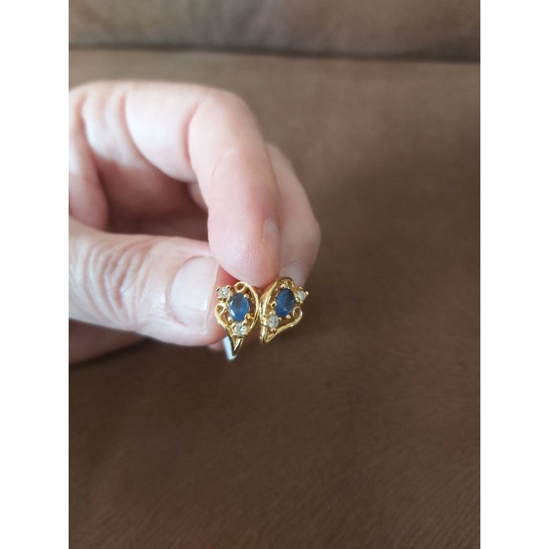 Anting Zhulian Lapis Emas 24K