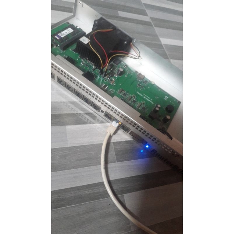 mikrotik rb1100ah x2