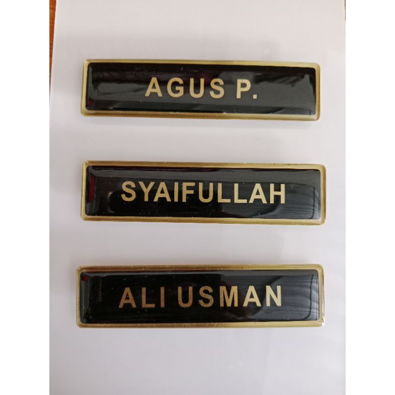 

Nametag Kuningan Resin