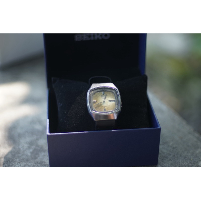 Seiko Vintage Automatic TV Shape