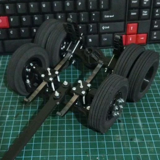 skala 12,,,,,1 set aspikul/tierod gardan velg per set miniatur truk canter/giga tarikan skala 12