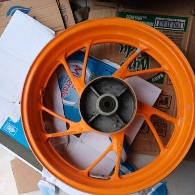 velg belakang CBR 150 R 2013 original