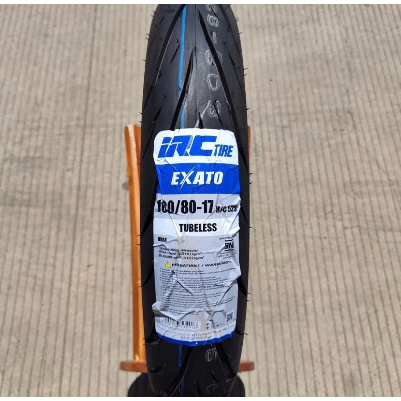 IRC EXATO 100/80-17 TUBELESS