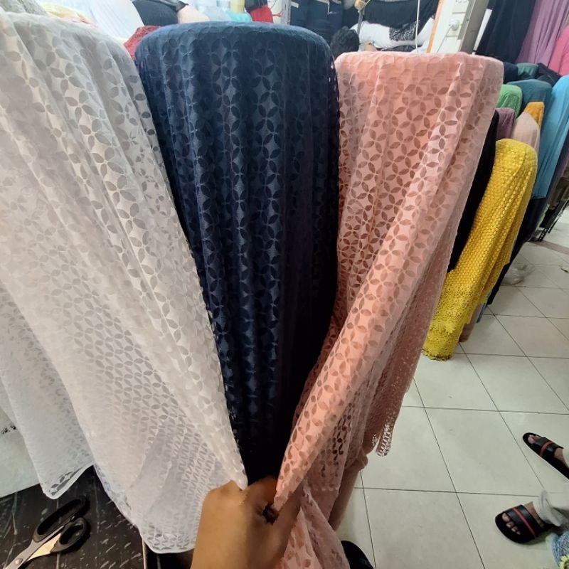 Bahan /brukat tile motif bintang