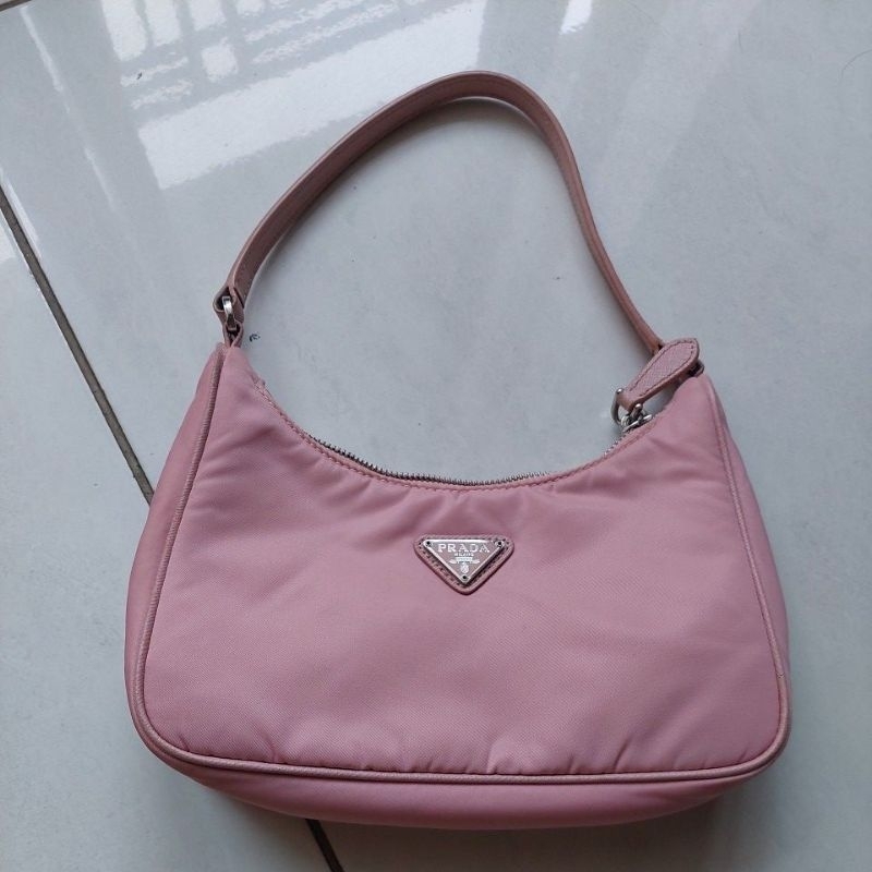 preloved tas prada nylon pink