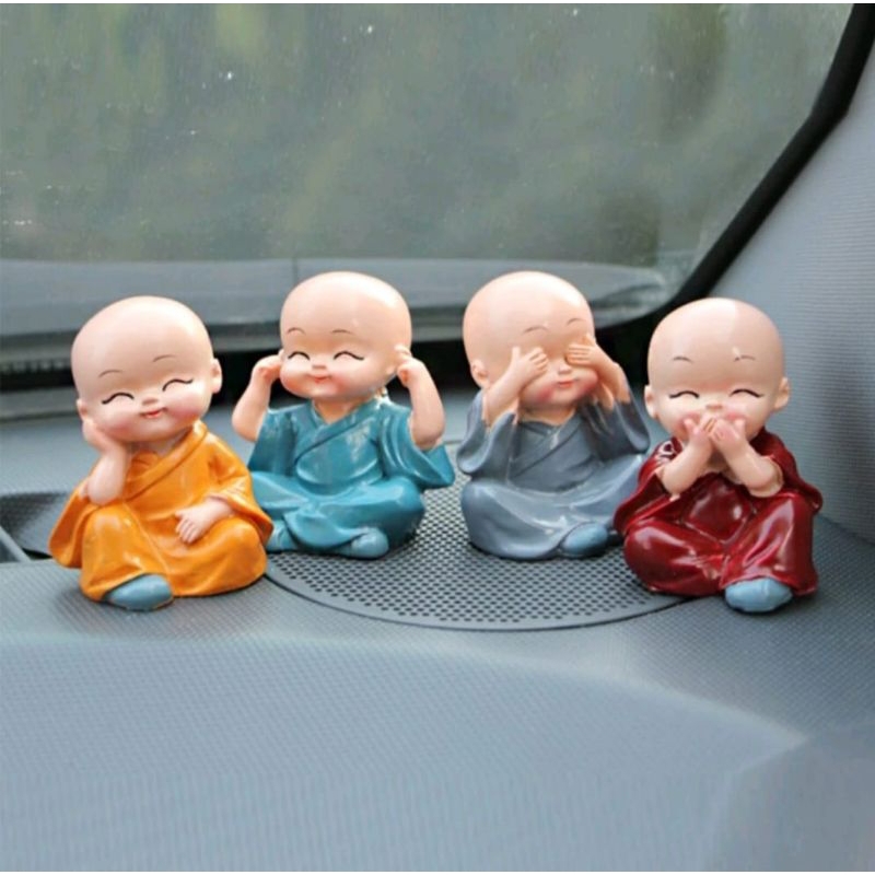 Empat Biksu Kecil Pajangan Mobil 4  Biksu Mini Lucu