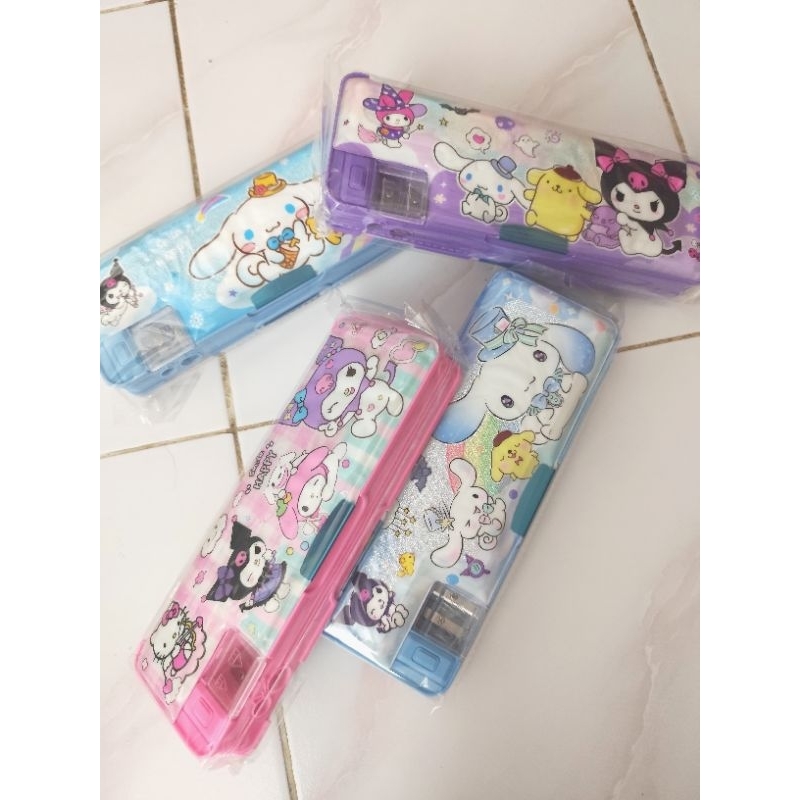 

KOTAK PENSIL MAGNET + RAUTAN KARAKTER SANRIO