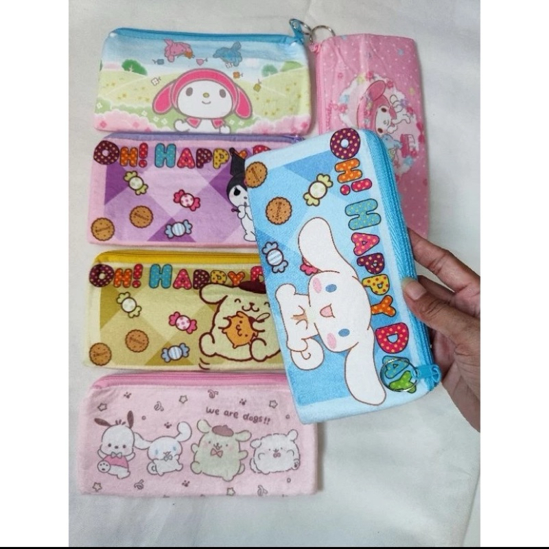 

Tempat pensil / Dompet pensil sanrio case bahan bulu Halus harga satuan