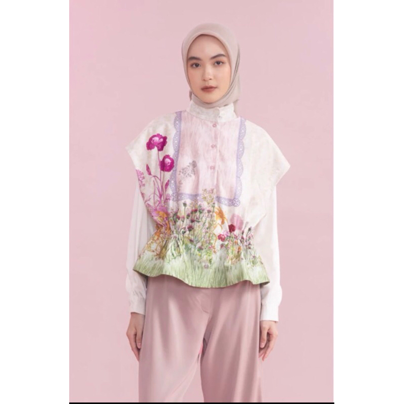 Rhapsody Vest Size S/M Riamiranda X Artkea