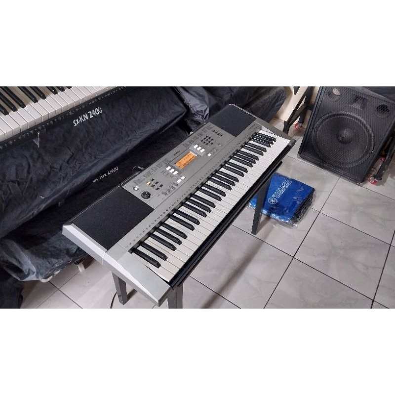 keyboard yamaha psr E 353