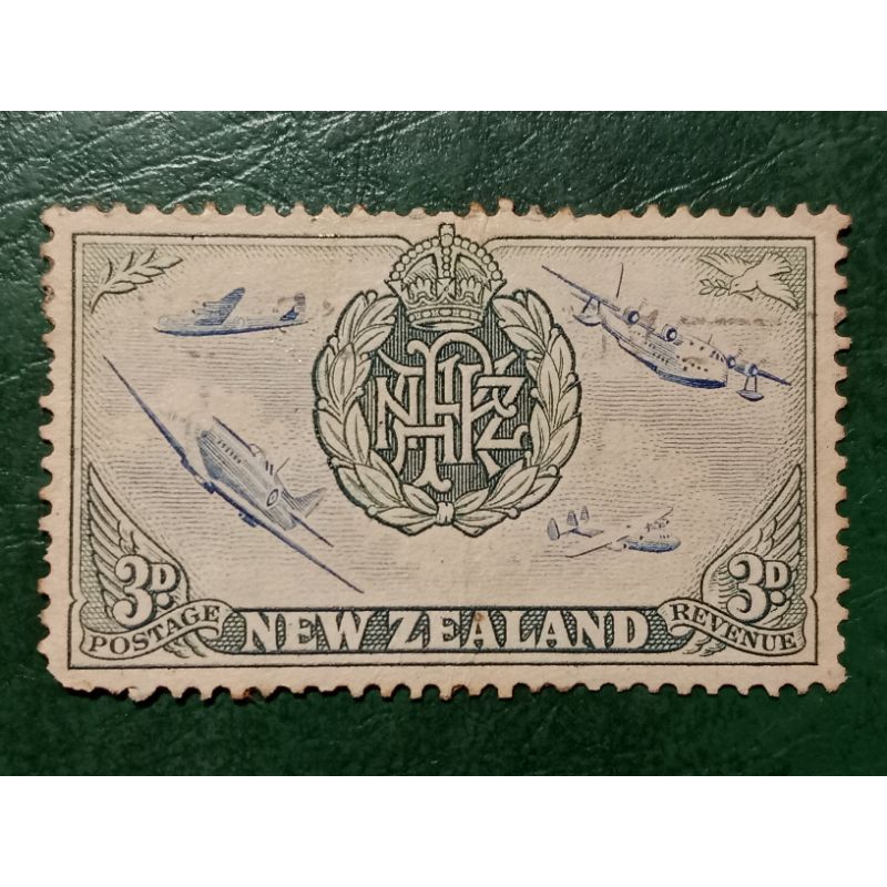 

Prangko New Zealand 3d Tahun 1946 USED