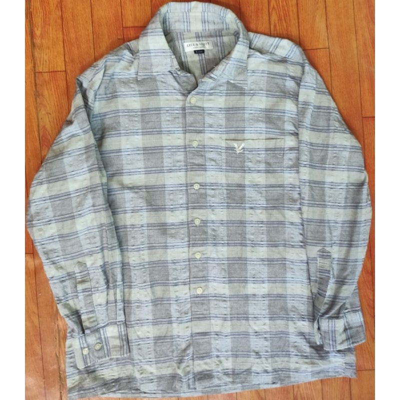 kemeja Lyle and scott