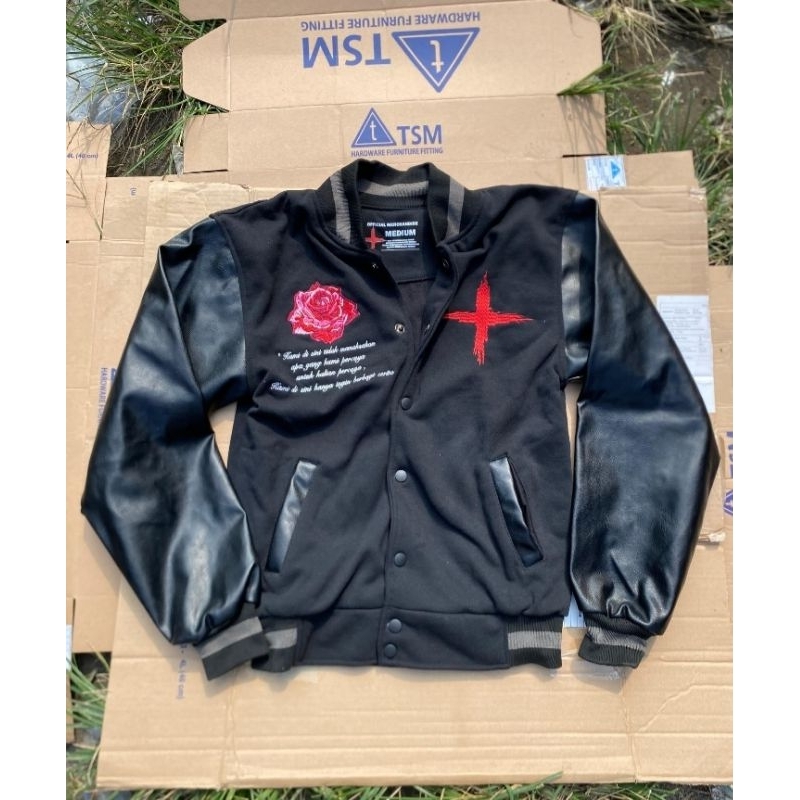 VARSITY JAKET UNISEX DMS PLUS SARA WIJAYANTO PECINTA HOROR