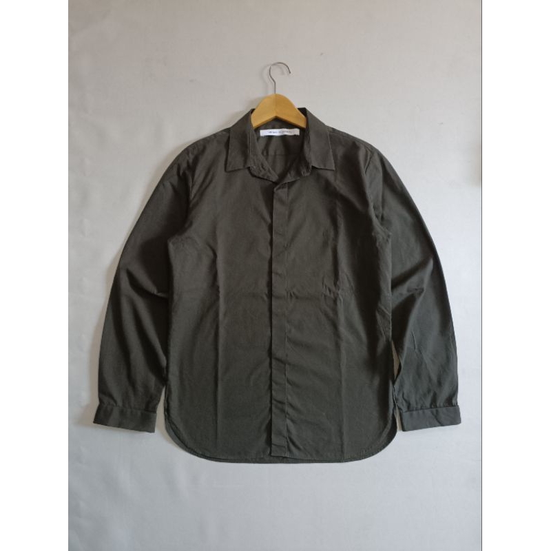 Kemeja Uniqlo and Lemaire