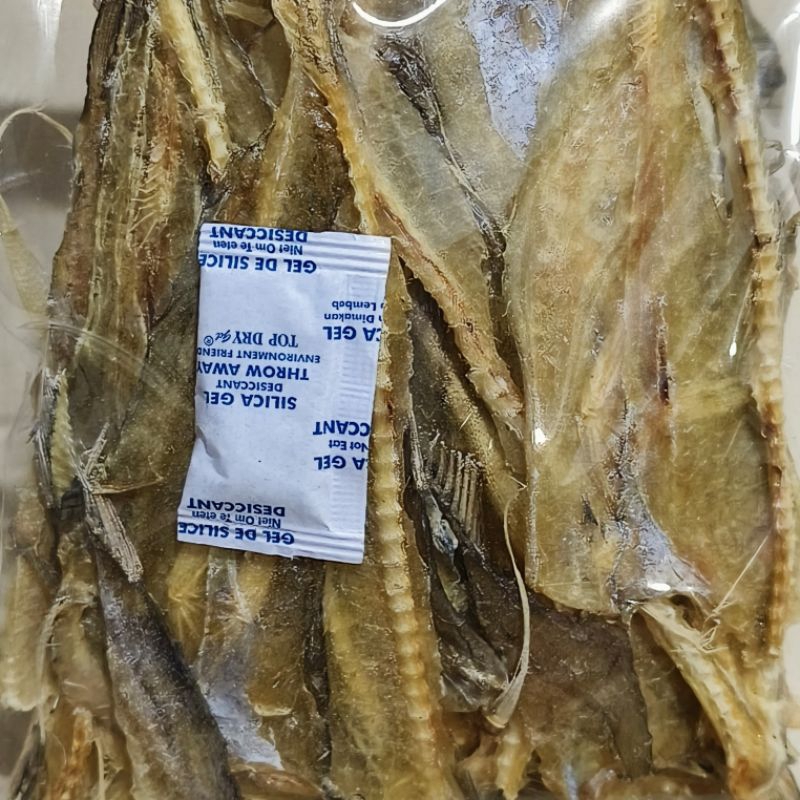 

Ikan Asin Jambrong / Siting - 250 Gram