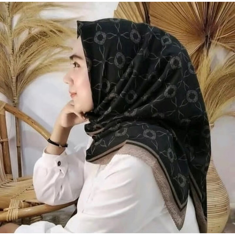 Hijab Voal Segi Empat Motif Printing Premium Mono
