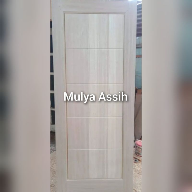 kusen dan pintu kamar