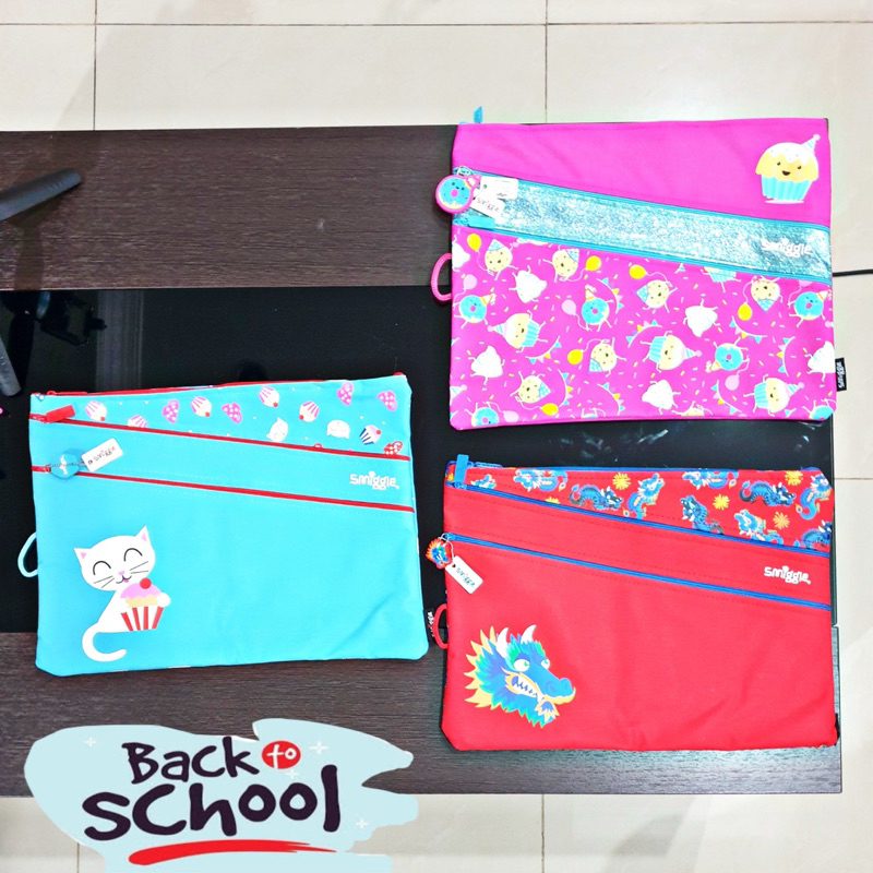 

Tempat Pensil Smiggle Pencil Case Size A4