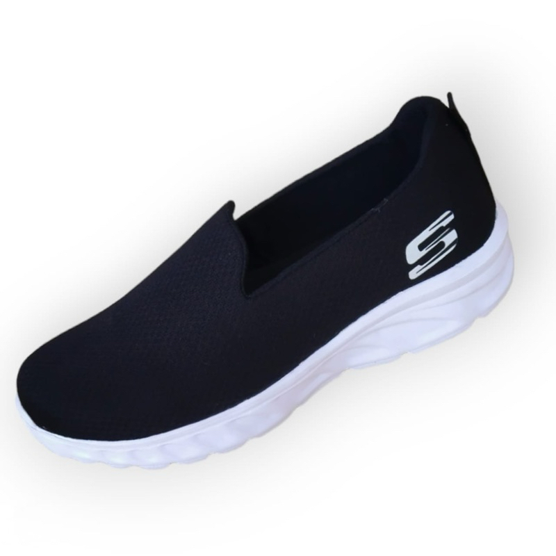 Sepatu Skechers Slip On Pria Sekolah Kerja Casual Sol Ringan Wanita Hitam
