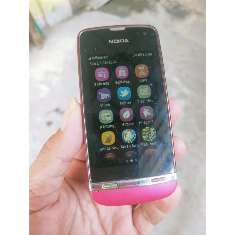 Nokia Asha 311