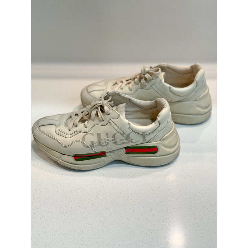 Sepatu Gucci Rhyton G Logo Leather Sneaker Ivory Men