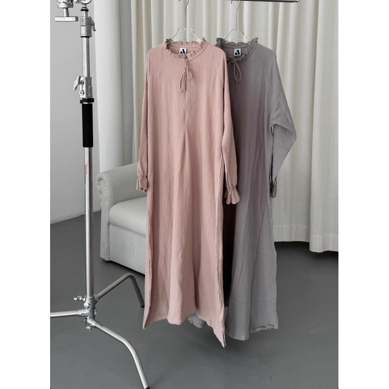 Aqsamodestwear Lady Abaya 2.0 Grey size L