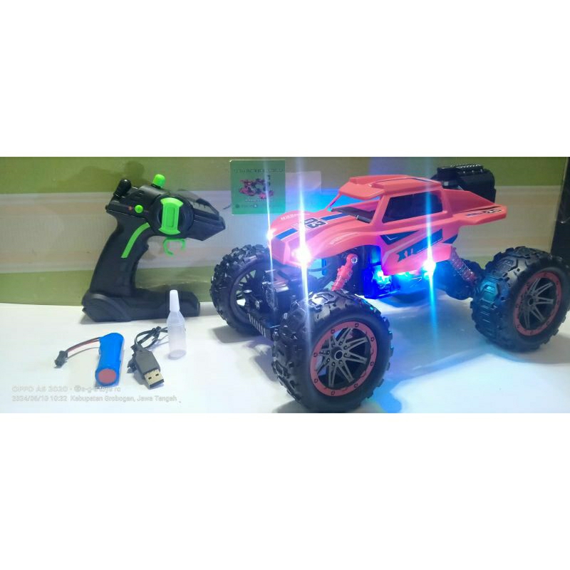 Mobil remot jeep offroad 4wd ke luar asap jumbo