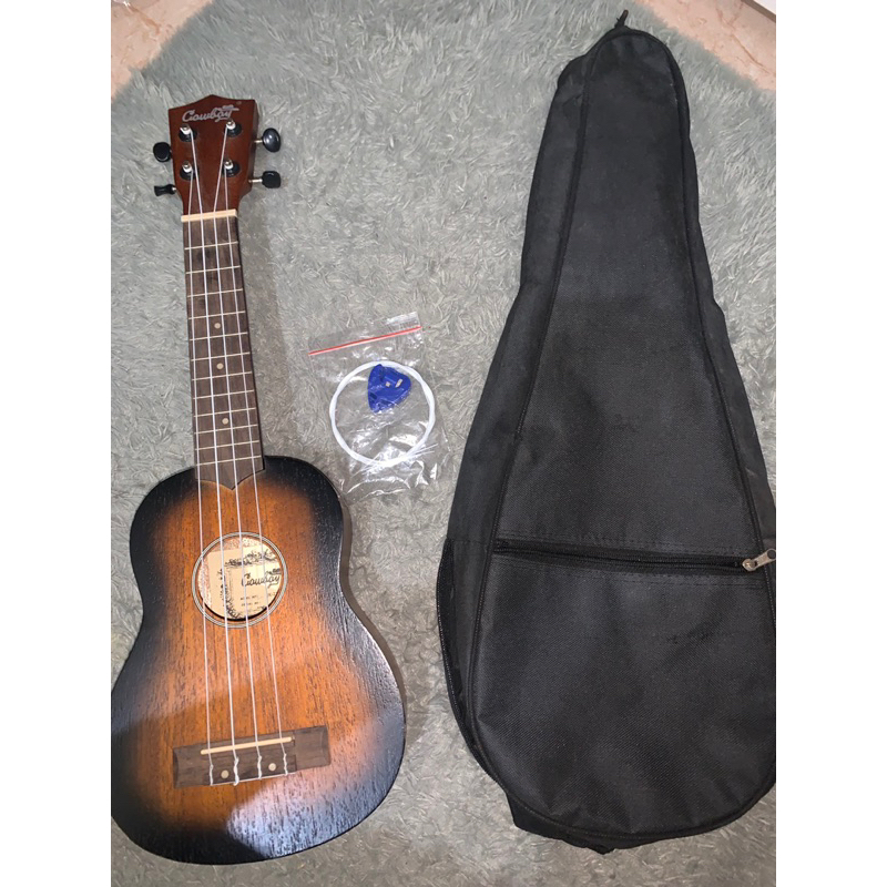 ❌PRELOVED❌ Ukulele Cowboy