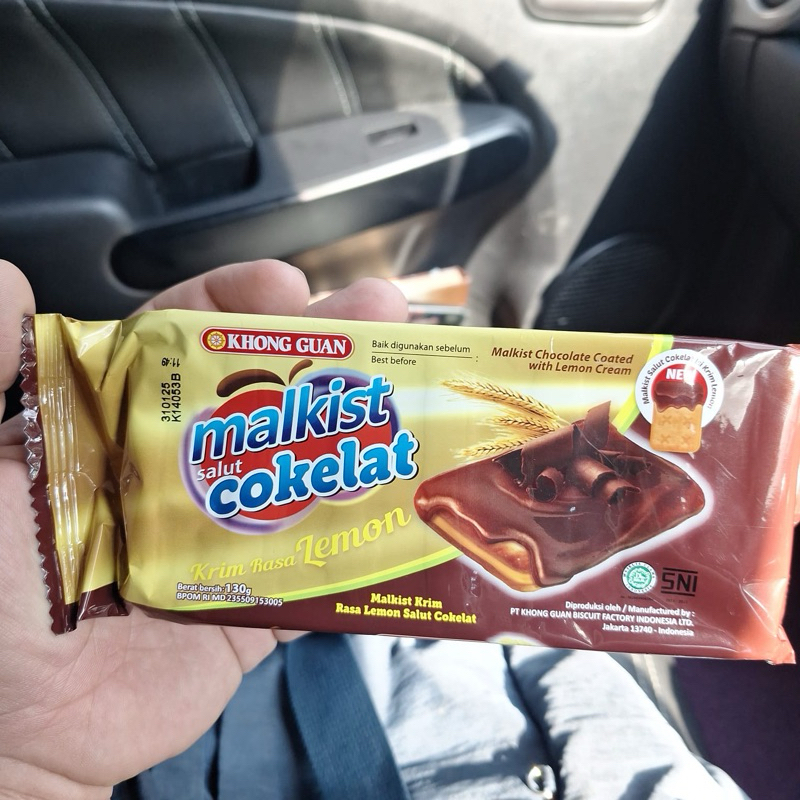 

Khong Guan Malkist krim Lemon salut cokelat 130gr