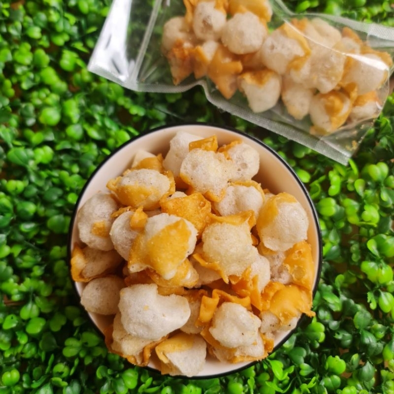 

Batagor mini tambahan toping baso aci/cuanki