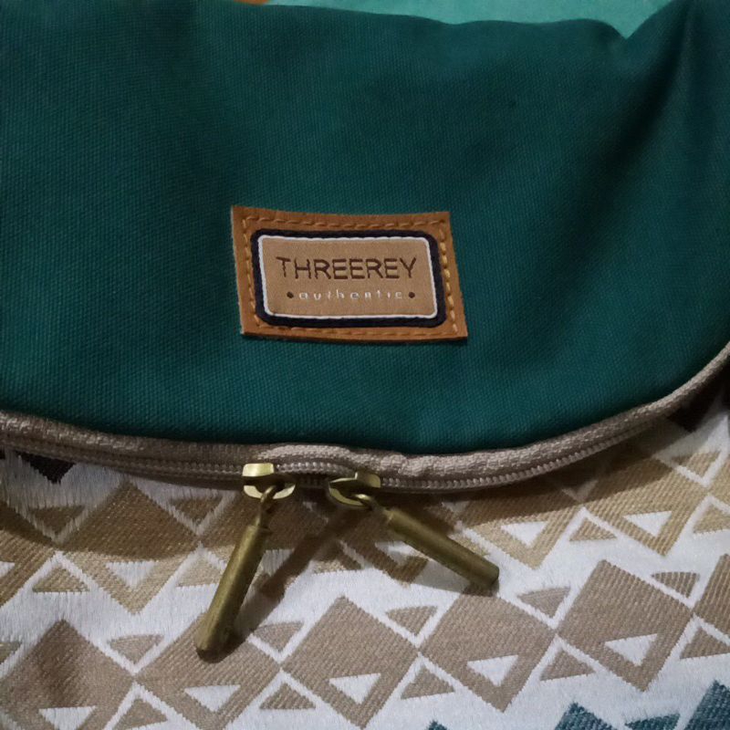 Tas slempang THreerey/Slingbag