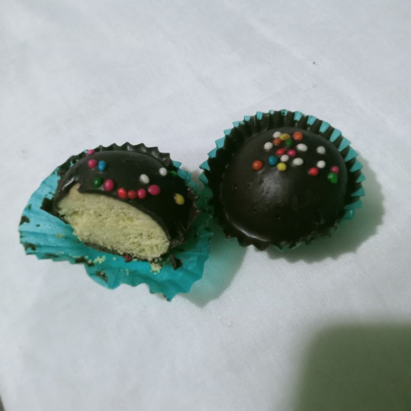 

kue bola coklat