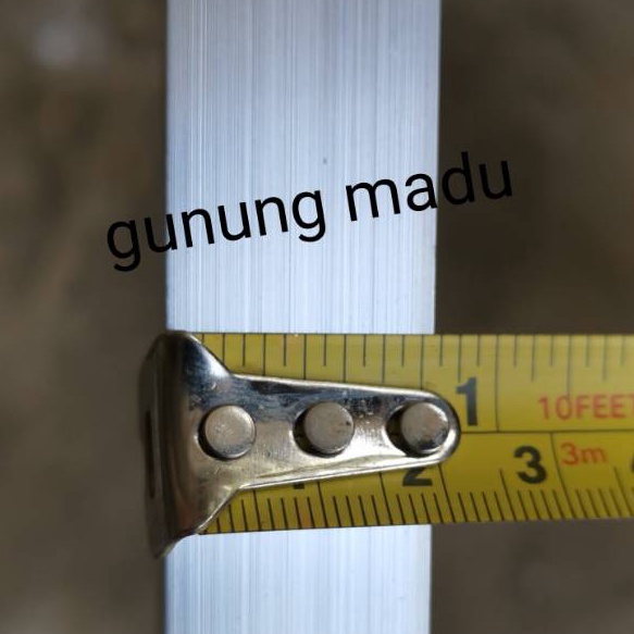 Pilihan SIKU ALUMINIUM 2CM x 2CM HARGA PER 1 METER siku lis alumunium 2 CM