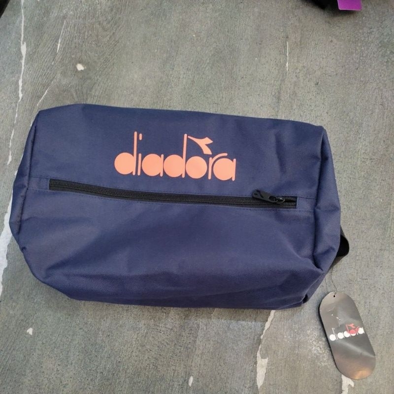 Tas Dia Daren Shoe Bag