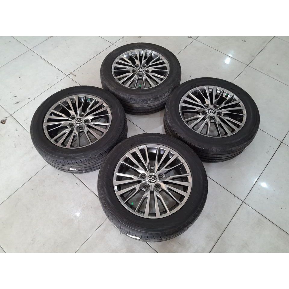 Velg Mobil Bekas RACING TOYOTA R17 Camry Innova Voxy Rush Terios