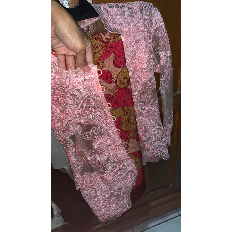Kebaya bali pink salem