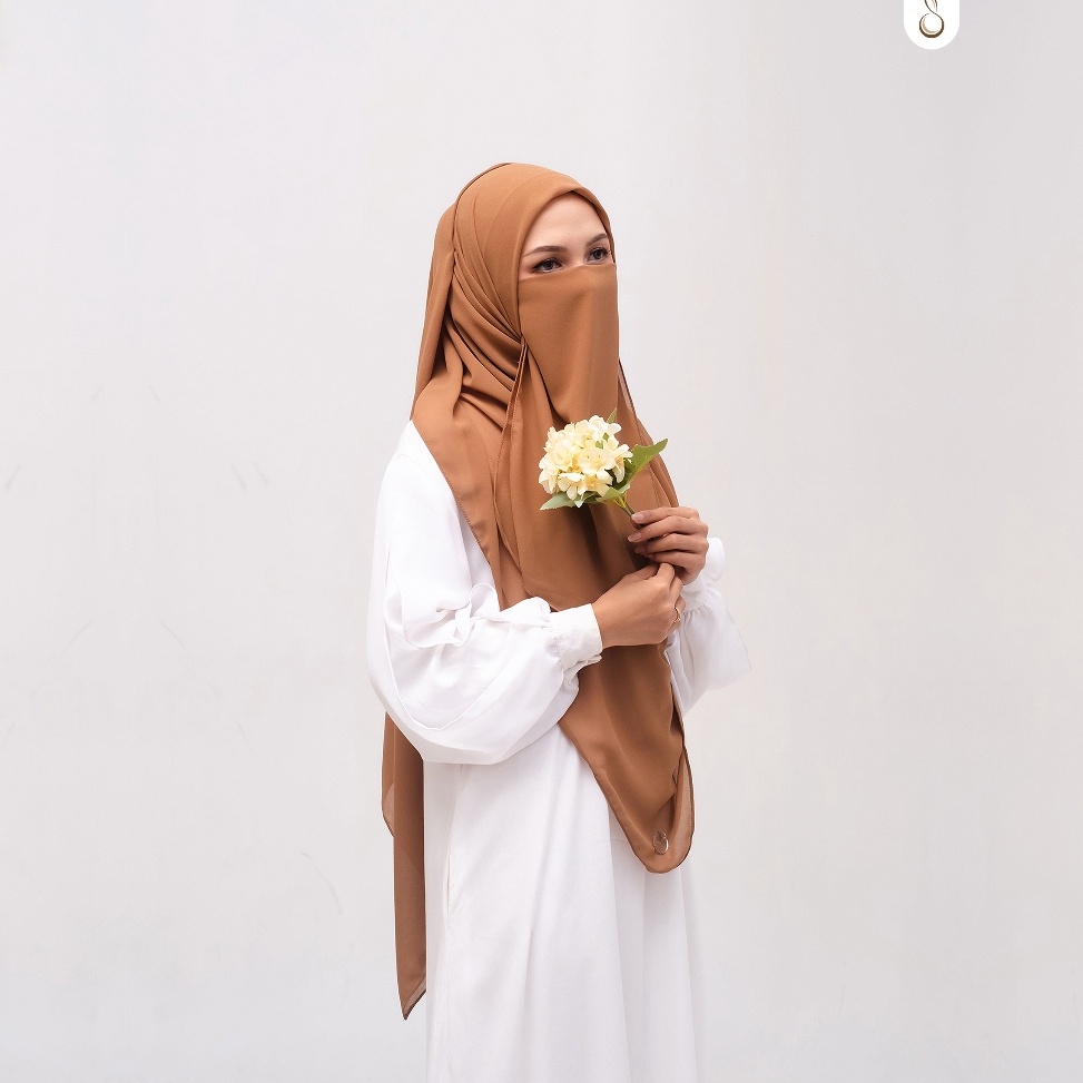 KODE V2K    Jilbab Segi Empat Jumbo Syari 14cmx14cm Gratis Cadar