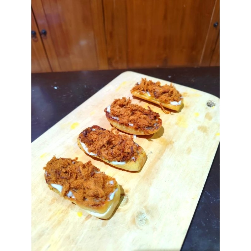 

GARLIC BREAD ABON MANIS by BREAD LEE