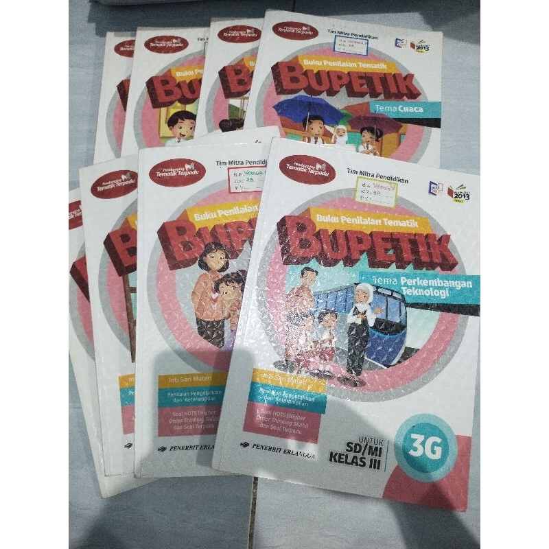 Bupetik Second Kelas 3 (3A -3H) 8Buku