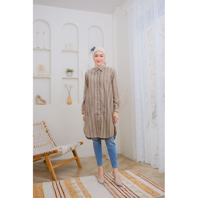 Tatum Jenni Tunik Shirt Kemeja Tunik Wanita Muslim Lengan Panjang Motif Salur Bergaris Kekinian